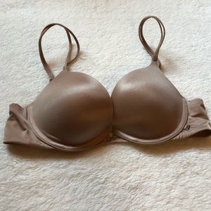Nude VS push up bra - 32B
